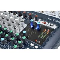 Soundcraft Signature10EU zenekari keverőpult
